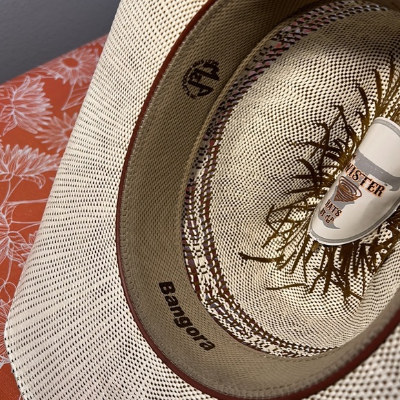 Bangora Twister hats by M& P. - Picture 8 of 12